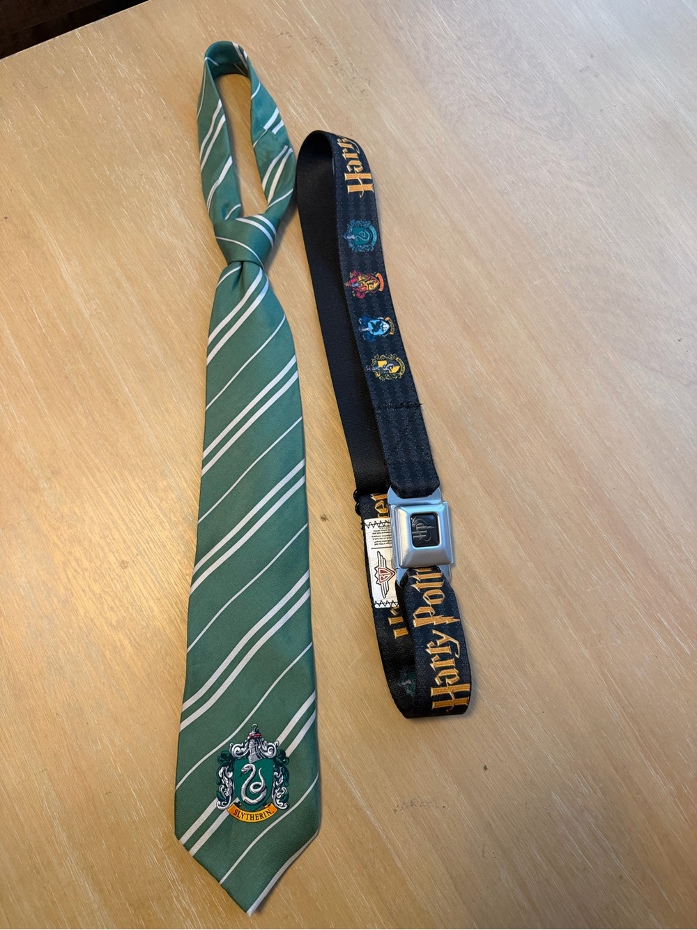 Harry Potter Men’s Tie & Belt Bundle
